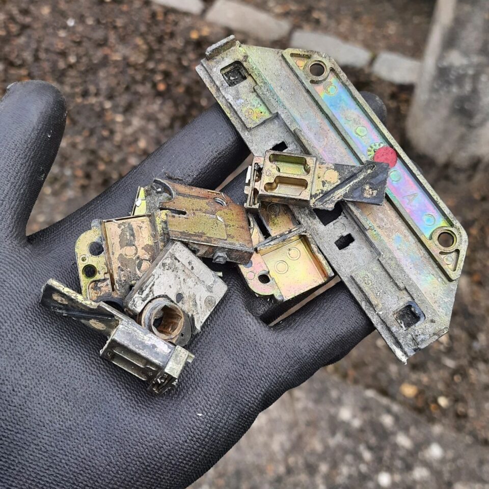 uPVC window gearbox and hinge repairs in Weybridge