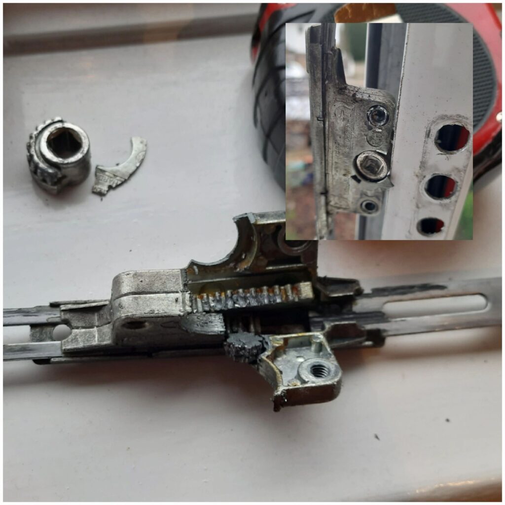 Aluminium window locking mechanism replacement in Twickenham