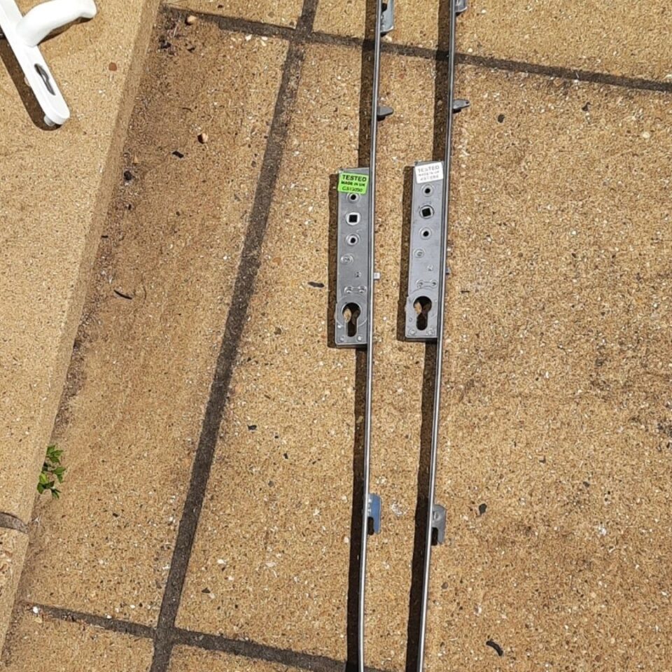 Sliding door multipoint mechanism replacement in Marlow