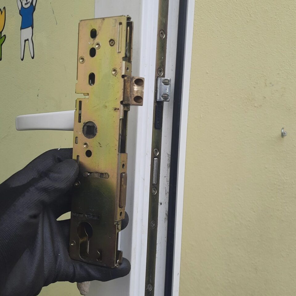 uPVC garden door multipoint lock replacement in Carshalton